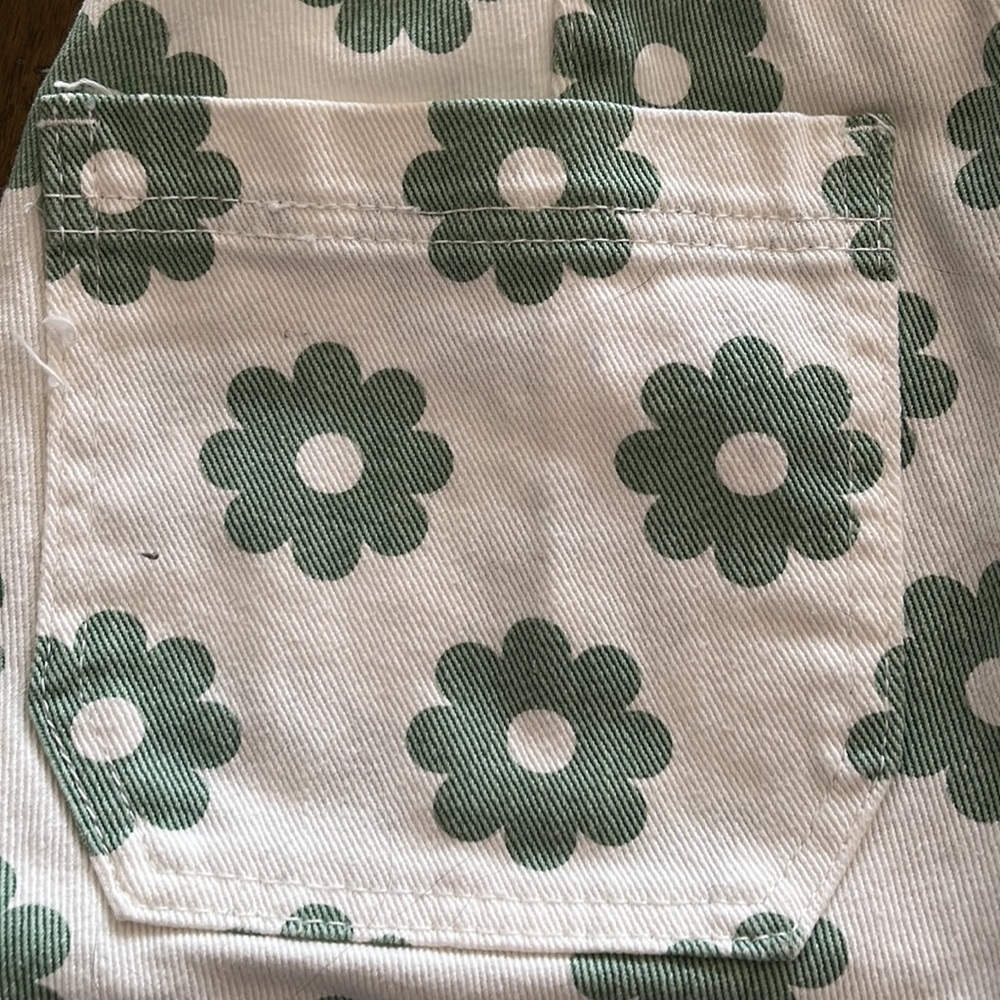 Pacsun xs flower shorts - Picture 5 of 5